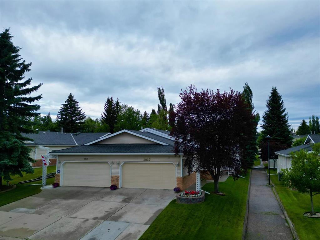 Picture of 1017 Shawnee Road SW, Calgary Real Estate Listing