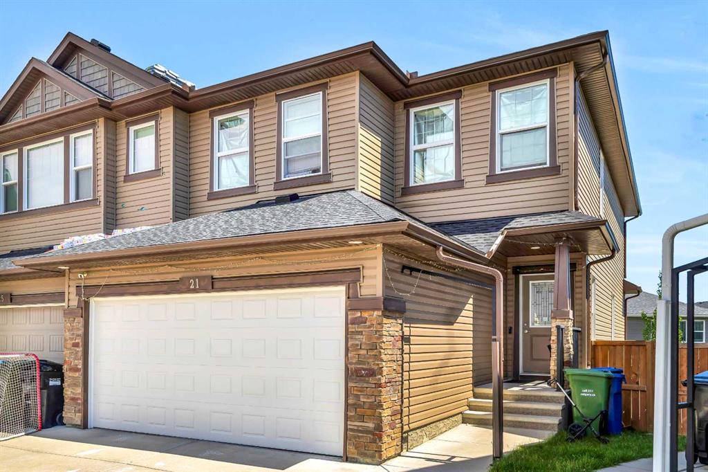 Picture of 21 Evansglen Mews NW, Calgary Real Estate Listing