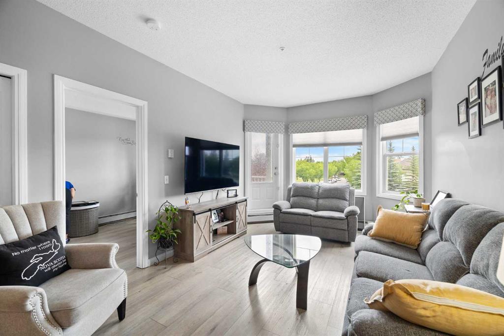 Picture of 220, 8 Prestwick Pond Terrace SE, Calgary Real Estate Listing