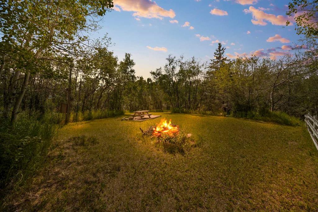 Picture of 125, 36246 Range Road 251  , Rural Red Deer County Real Estate Listing