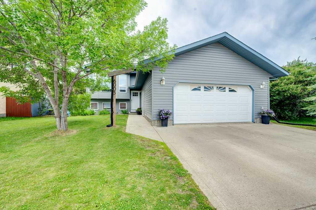 Picture of 6005 60A Avenue Crescent , Innisfail Real Estate Listing
