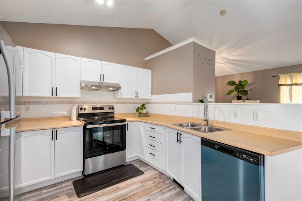 Picture of 139 Los Alamos Place NE, Calgary Real Estate Listing