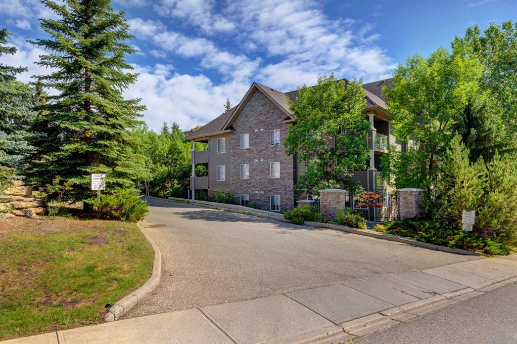 Picture of 3211 Millrise Point SW, Calgary Real Estate Listing