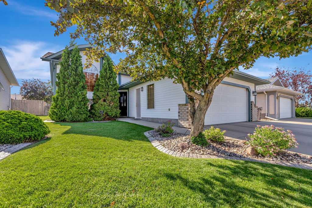 Picture of 3504 61 Avenue , Lloydminster Real Estate Listing