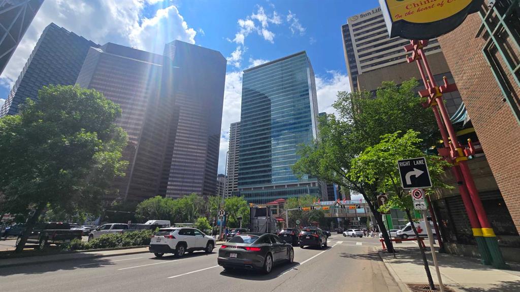 Picture of 101, 328 Centre Street SE, Calgary Real Estate Listing