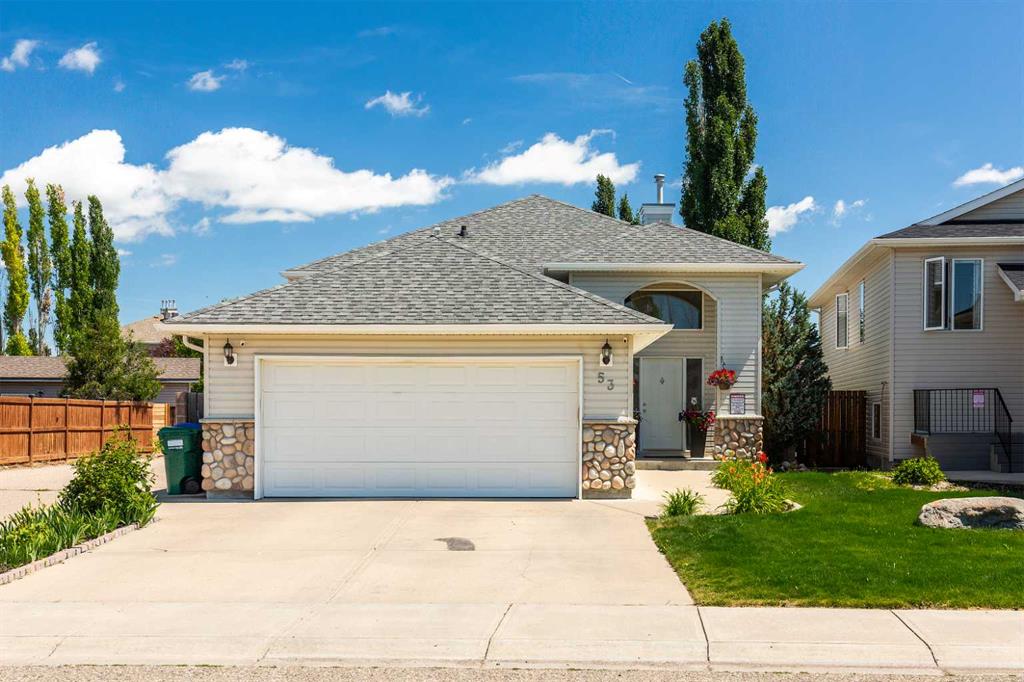 Picture of 53 Aberdeen Road W, Lethbridge Real Estate Listing
