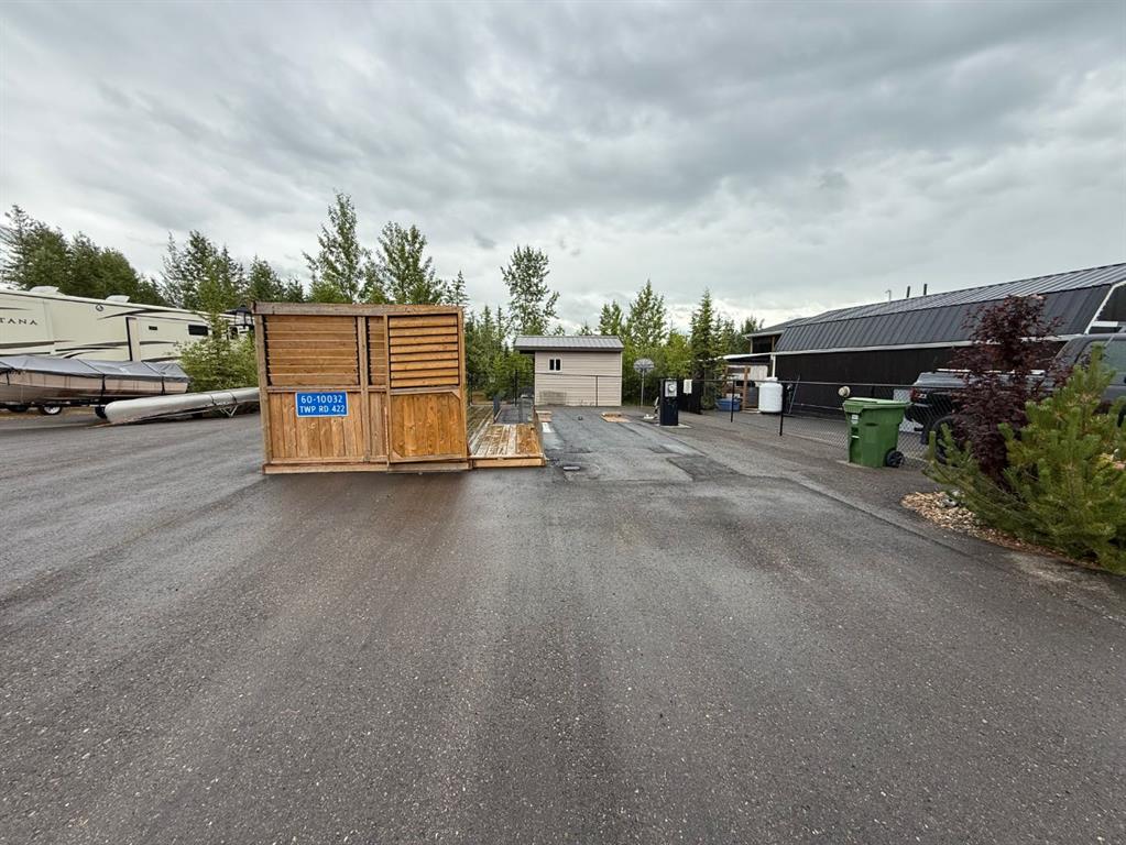 Picture of 60B, 10032 Township Road 422  , Rural Ponoka County Real Estate Listing