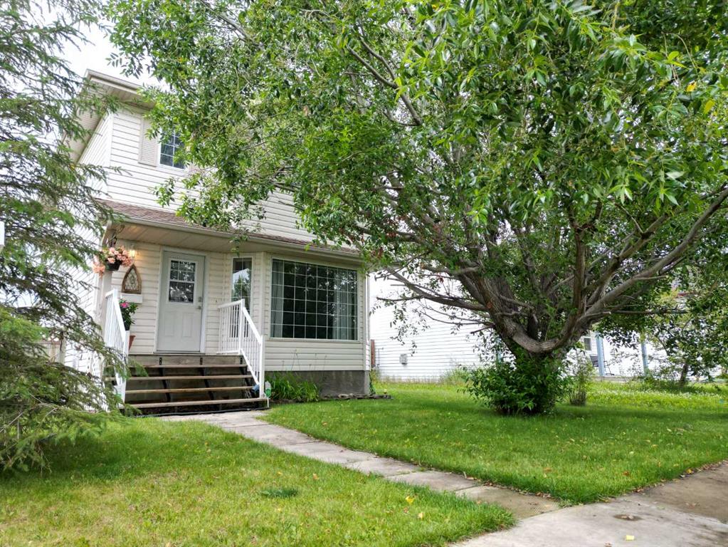 Picture of 2 Hagerman Road , Sylvan Lake Real Estate Listing