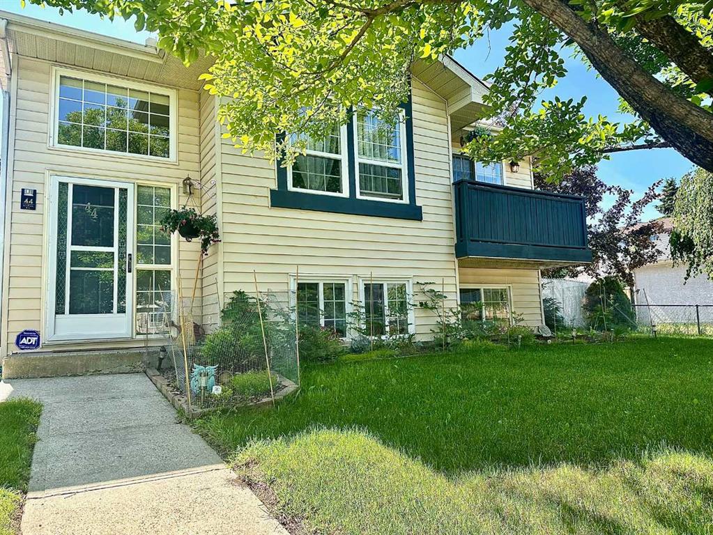 Picture of 44 Graham Road , Whitecourt Real Estate Listing