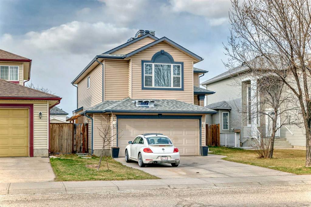 Picture of 12885 Coventry Hills Way NE, Calgary Real Estate Listing