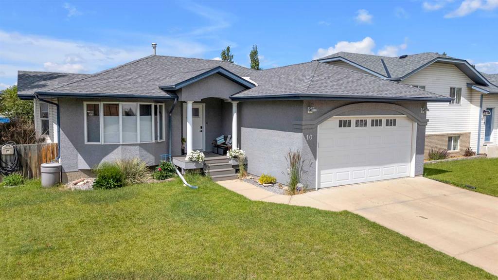 Picture of 10 Heenan Crescent , Sylvan Lake Real Estate Listing