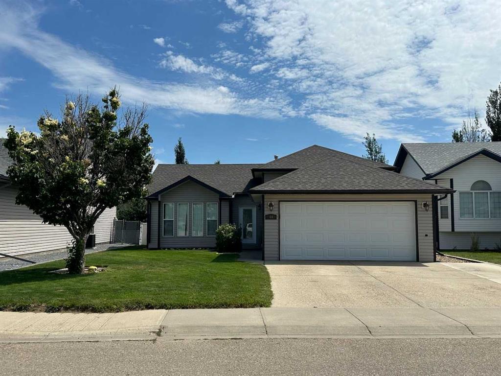 Picture of 44 Upland Street W, Brooks Real Estate Listing
