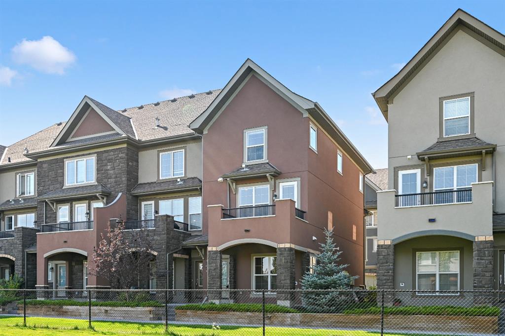 Picture of 20 Quarry Lane SE, Calgary Real Estate Listing