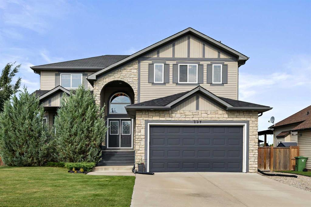 Picture of 207 Railway Close SE, Langdon Real Estate Listing