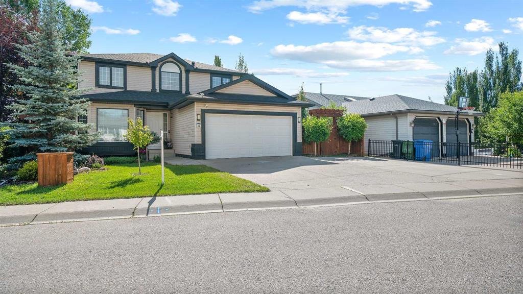 Picture of 306 Long Beach Landing , Chestermere Real Estate Listing