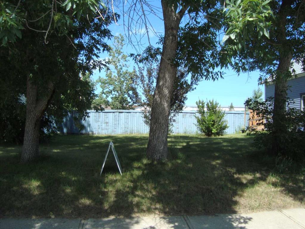 Picture of 4930 50 Avenue , Stavely Real Estate Listing