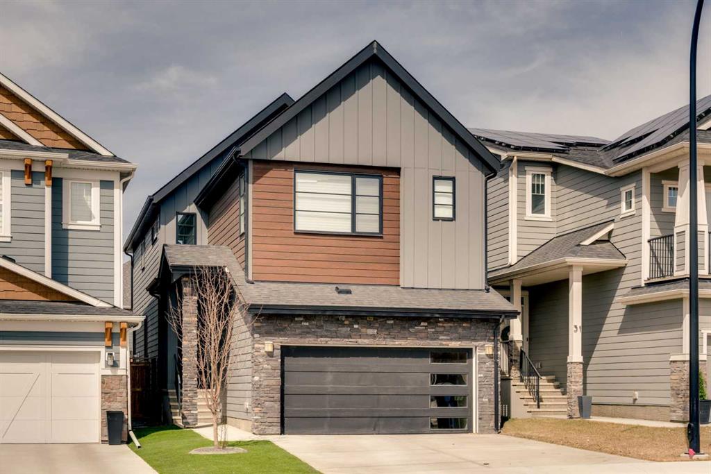 Picture of 27 Cranbrook Court SE, Calgary Real Estate Listing