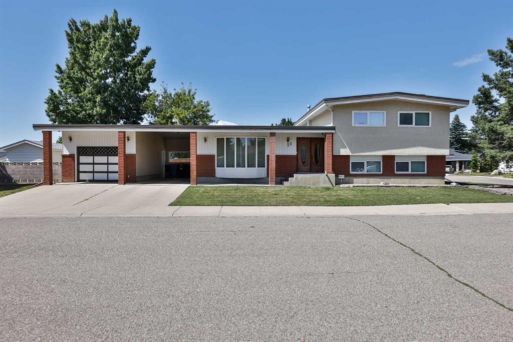 Picture of 22 Hawthorne Place N, Lethbridge Real Estate Listing