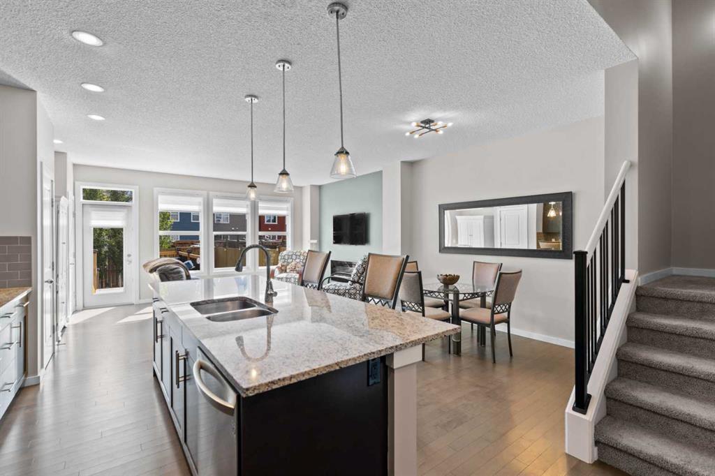 Picture of 46 Legacy Close SE, Calgary Real Estate Listing