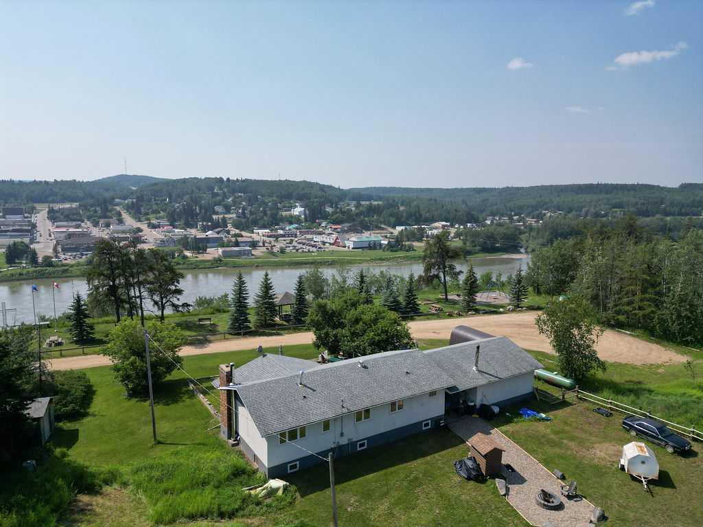 Picture of 5009 52 Avenue , Athabasca Real Estate Listing