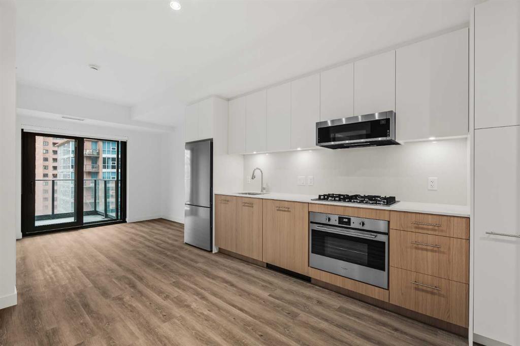 Picture of 907, 730 2 Avenue SW, Calgary Real Estate Listing