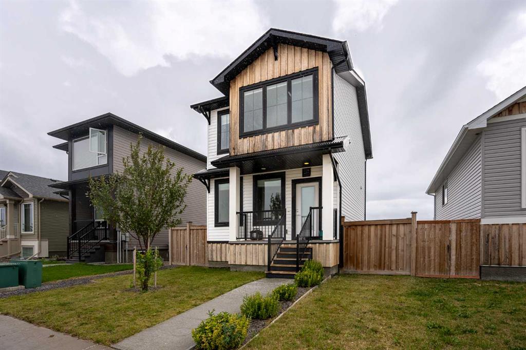 Picture of 836 Coalbrook Close W, Lethbridge Real Estate Listing