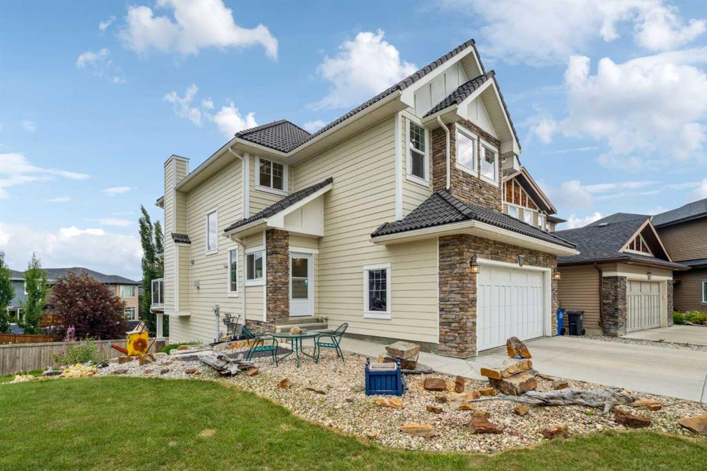 Picture of 24 Jumping Pound Link , Cochrane Real Estate Listing