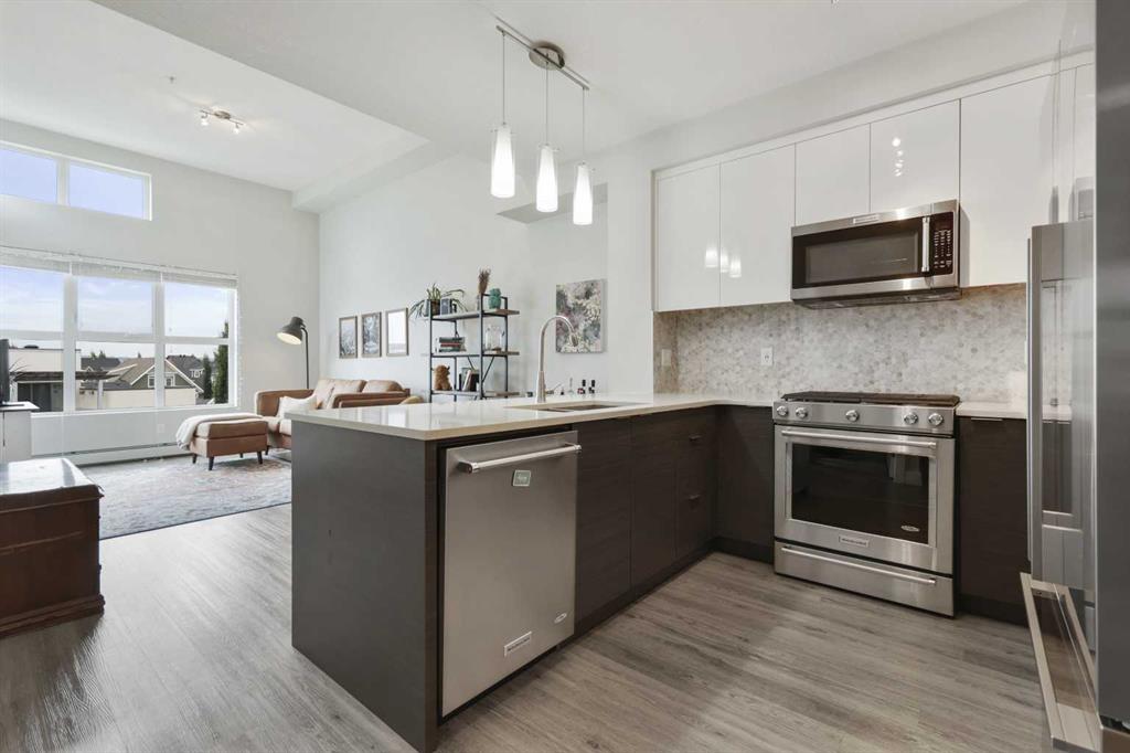 Picture of 1403, 95 Burma Star Road SW, Calgary Real Estate Listing