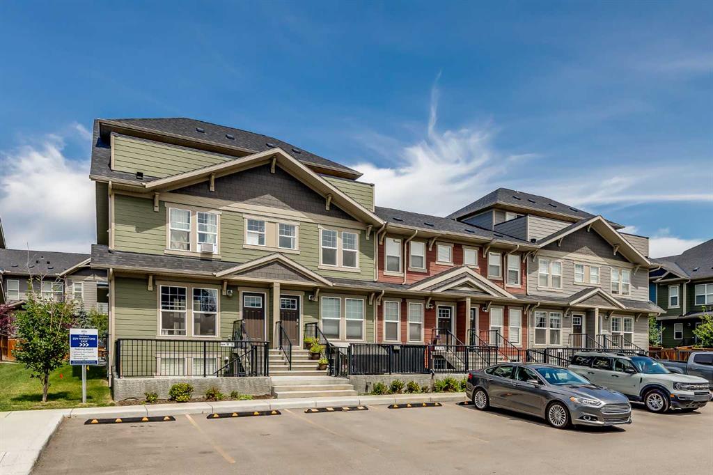 Picture of 465 Cranbrook Square SE, Calgary Real Estate Listing