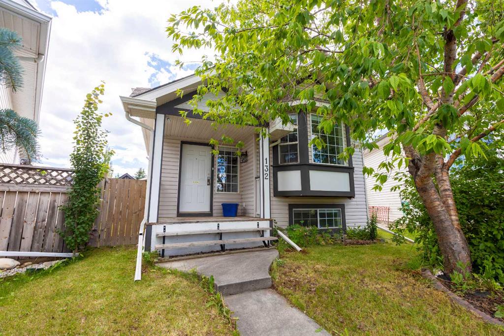 Picture of 132 Erin Circle SE, Calgary Real Estate Listing