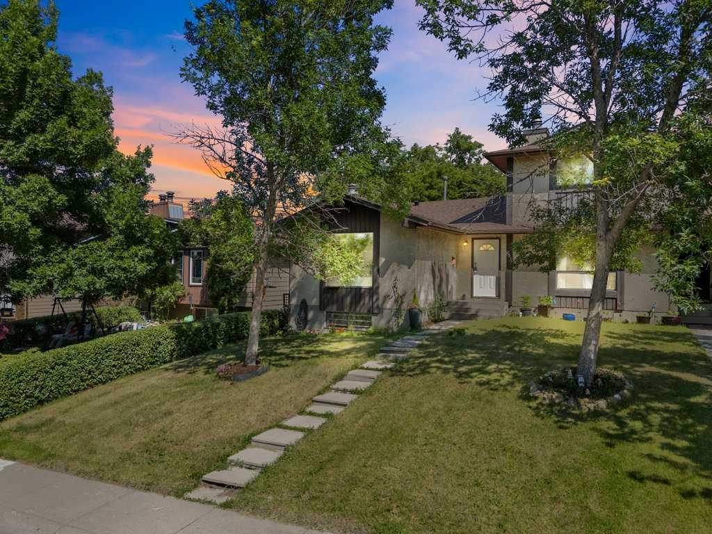 Picture of 8412 Berkley Road NW, Calgary Real Estate Listing