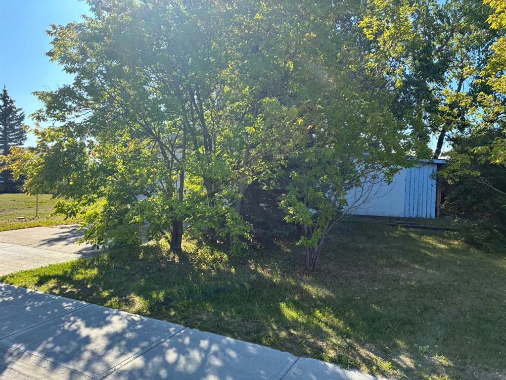 Picture of 7715 Patterson Drive , Grande Prairie Real Estate Listing