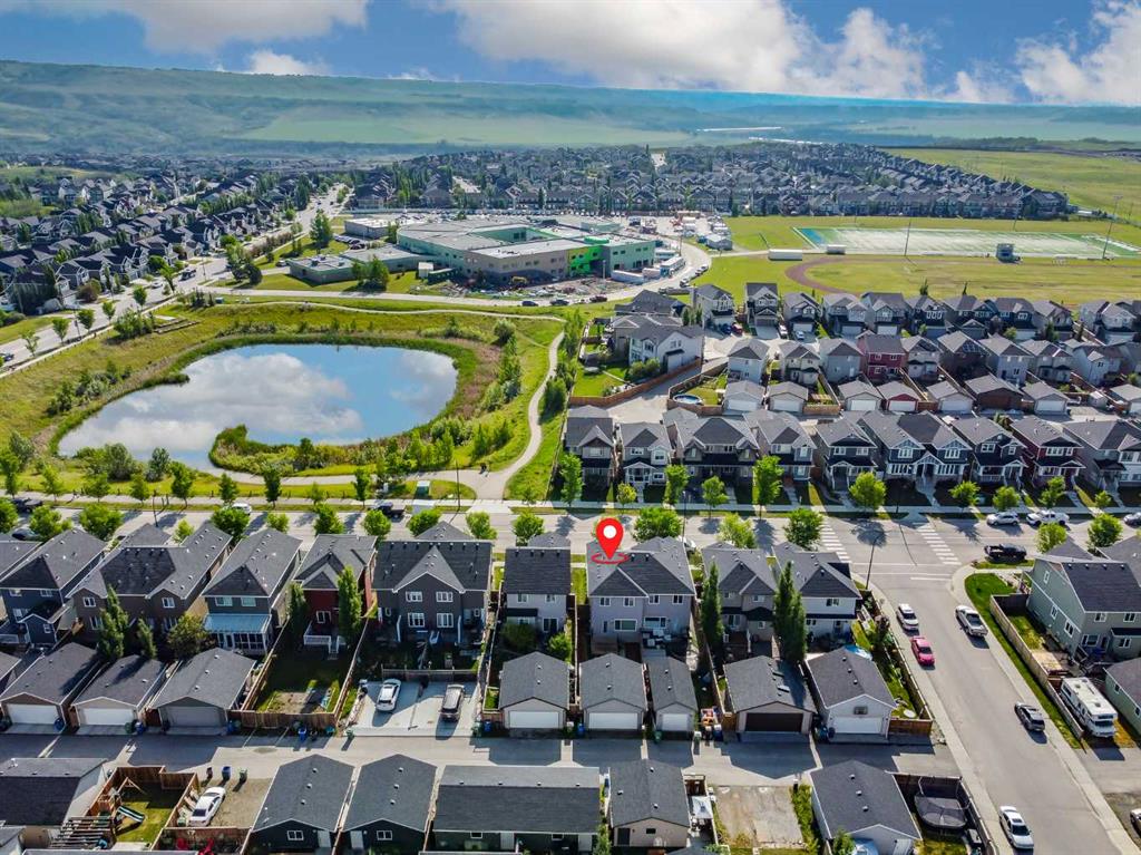 Picture of 42 Willow Drive , Cochrane Real Estate Listing