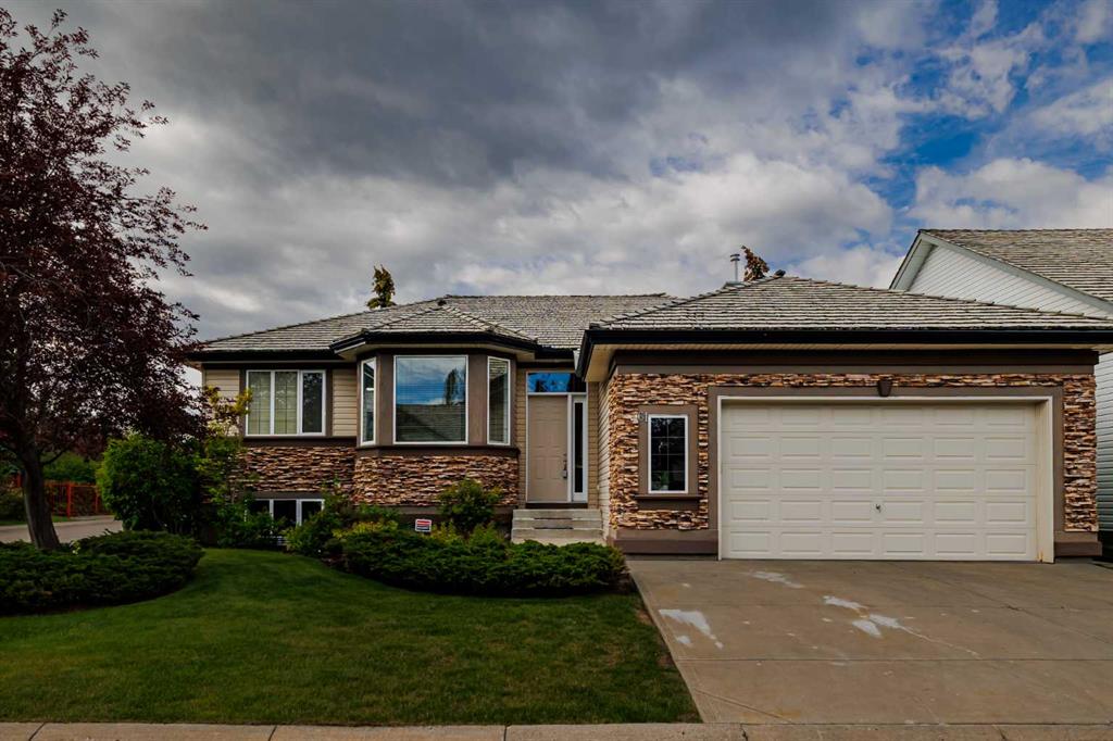 Picture of 61 Rocky Ridge Gardens NW, Calgary Real Estate Listing