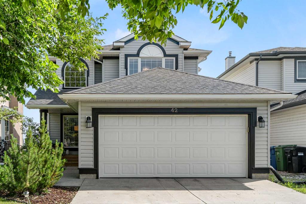 Picture of 42 Hidden Ranch Boulevard NW, Calgary Real Estate Listing