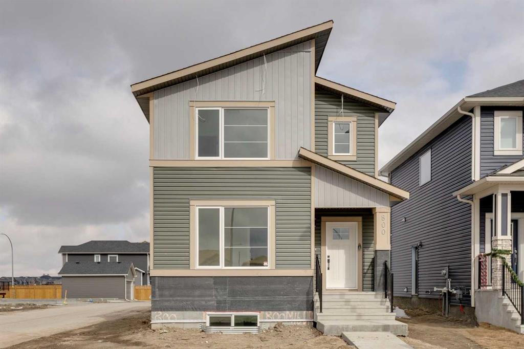 Picture of 800 Midtown Drive SW  , Airdrie Real Estate Listing