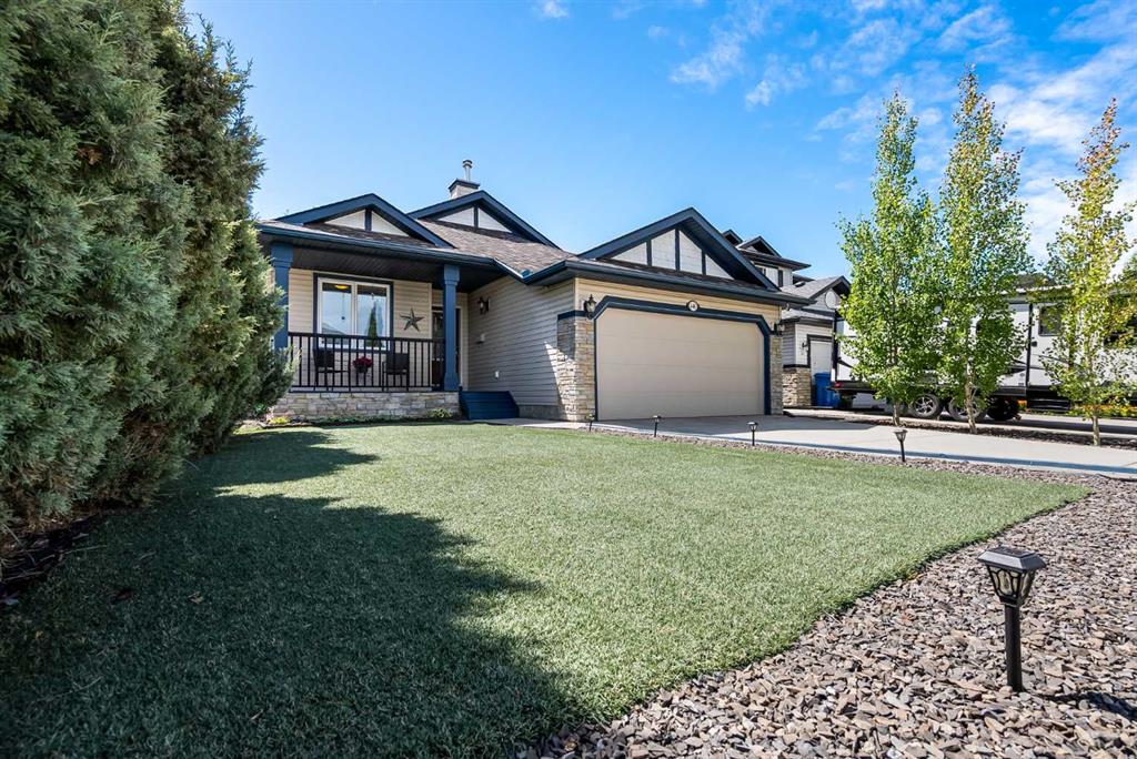 Picture of 440 West Creek Bay , Chestermere Real Estate Listing