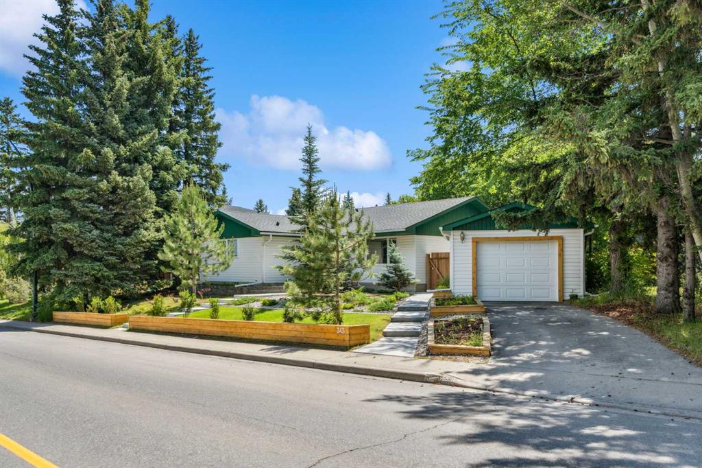 Picture of 343 Canterbury Drive SW, Calgary Real Estate Listing