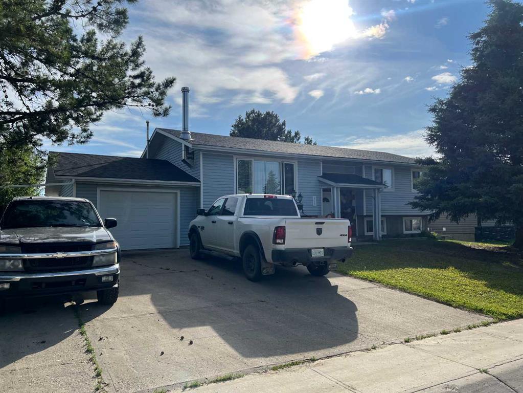 Picture of 715 7 Avenue , Fox Creek Real Estate Listing