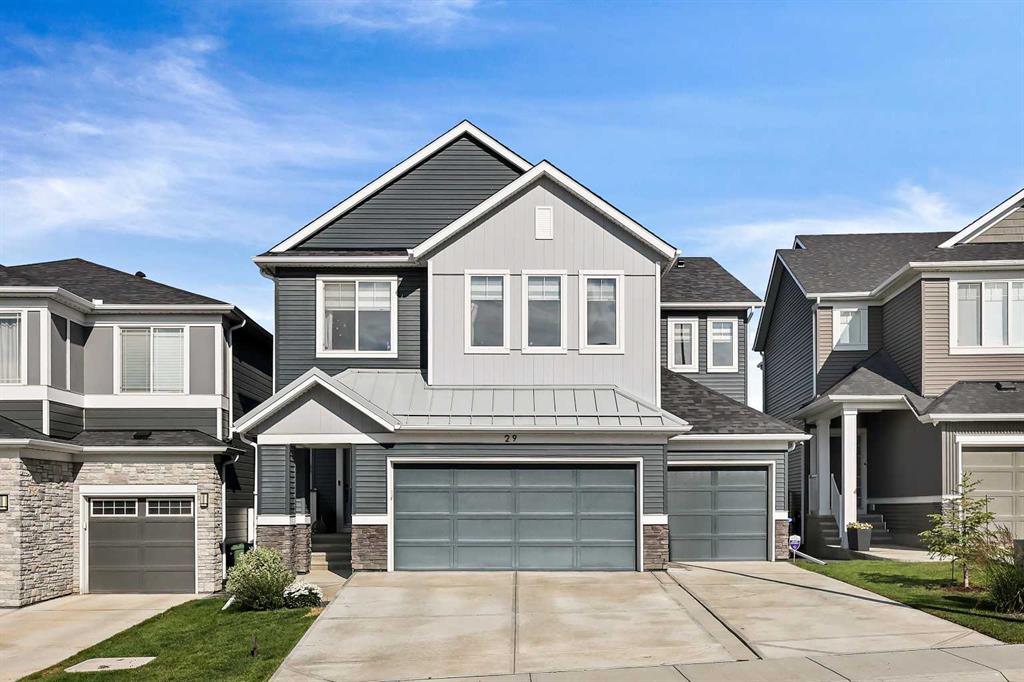 Picture of 29 Lucas Cove NW, Calgary Real Estate Listing