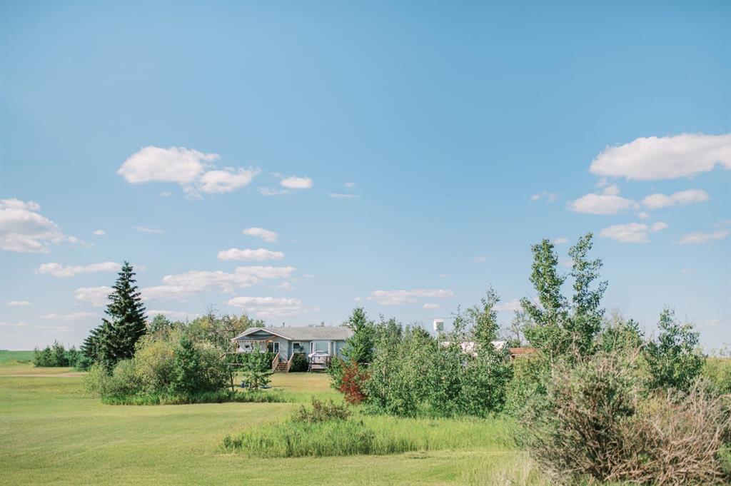 Picture of 21242 TWP RD 37-4  , Rural Stettler No. 6, County of Real Estate Listing