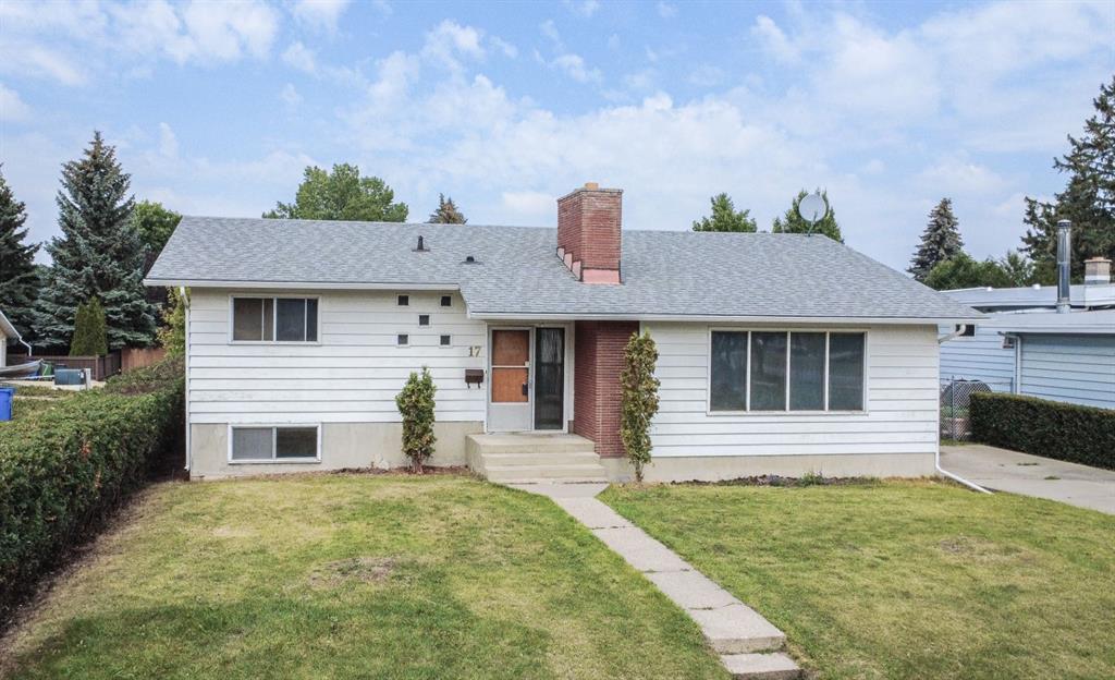 Picture of 17 Stirling Close , Red Deer Real Estate Listing