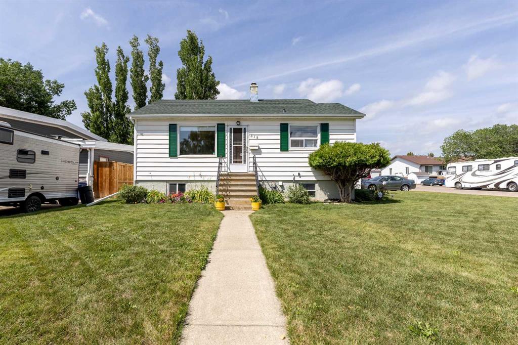 Picture of 315 Dieppe Boulevard S, Lethbridge Real Estate Listing