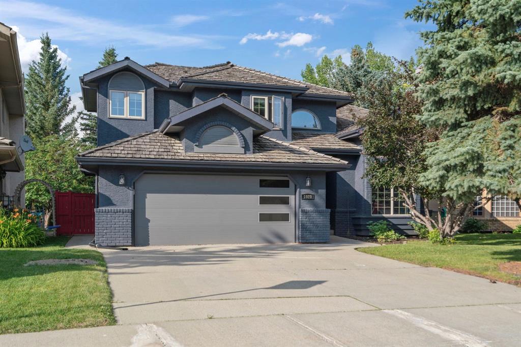 Picture of 1028 Shawnee Drive SW, Calgary Real Estate Listing
