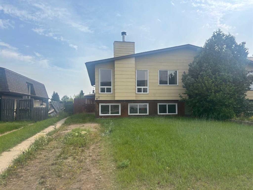 Picture of 87 Northey Avenue , Red Deer Real Estate Listing