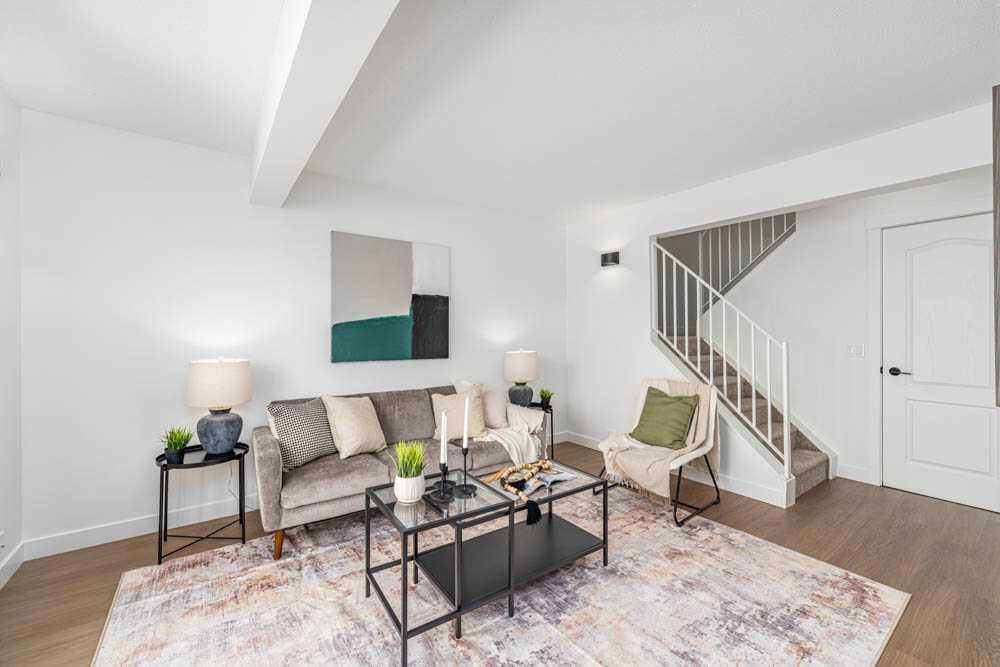 Picture of 20, 1055 72 Avenue NW, Calgary Real Estate Listing