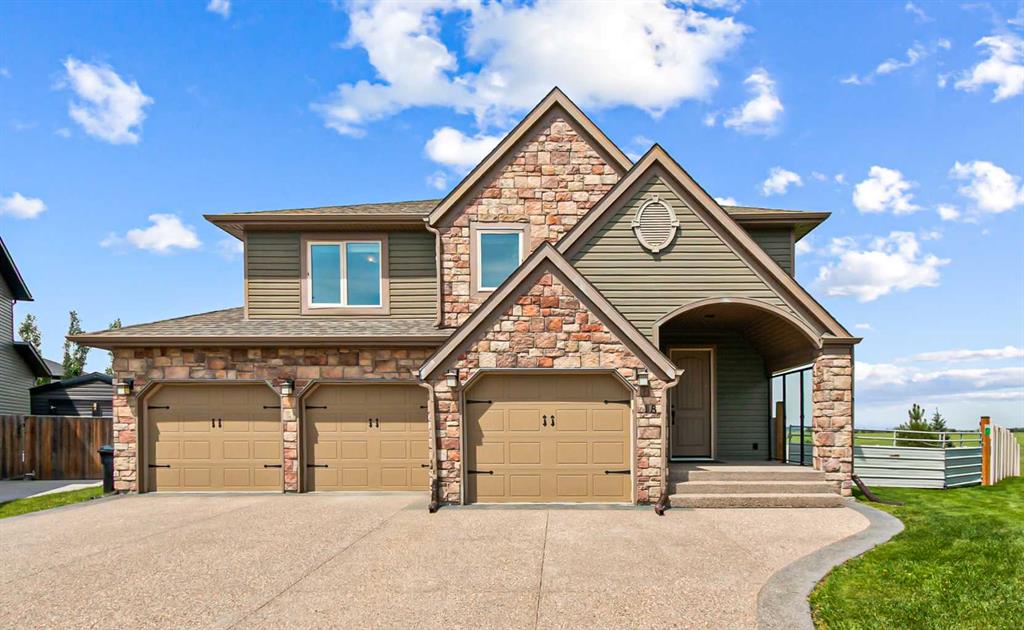 Picture of 18 Vera Close , Olds Real Estate Listing