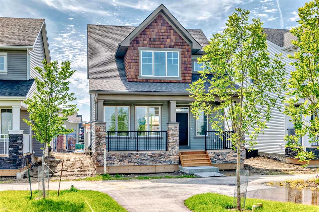 Picture of 40 Ellen Lane , Crossfield Real Estate Listing