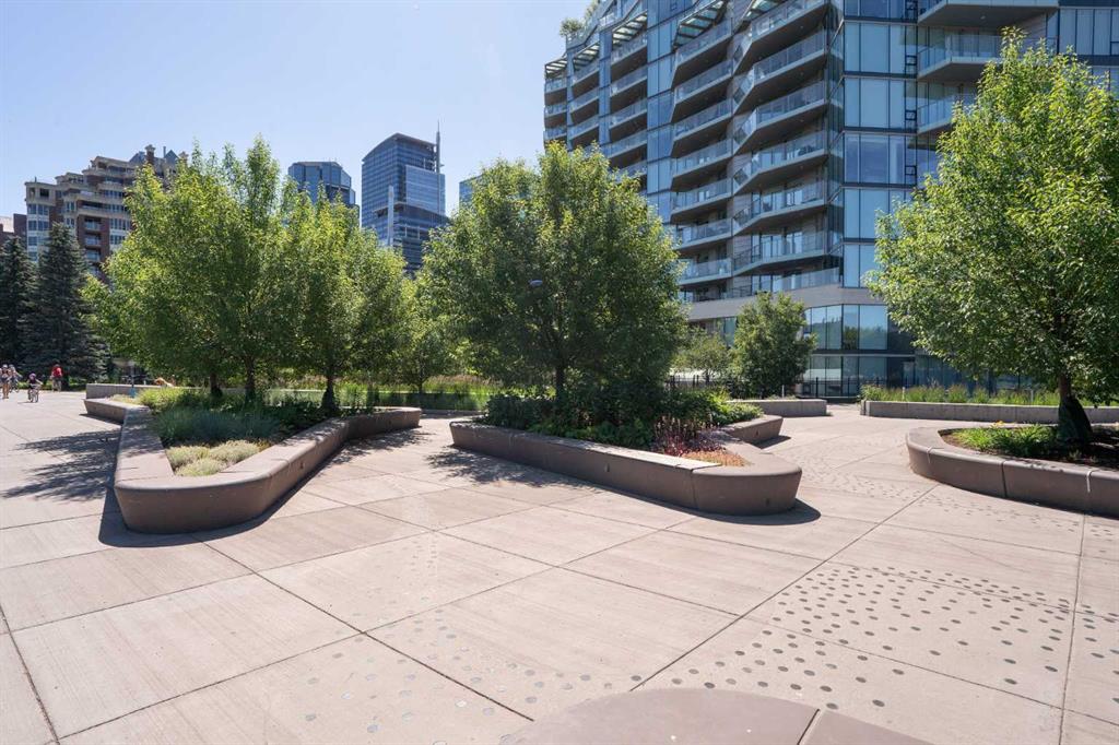 Picture of 1702, 730 2 Avenue SW, Calgary Real Estate Listing