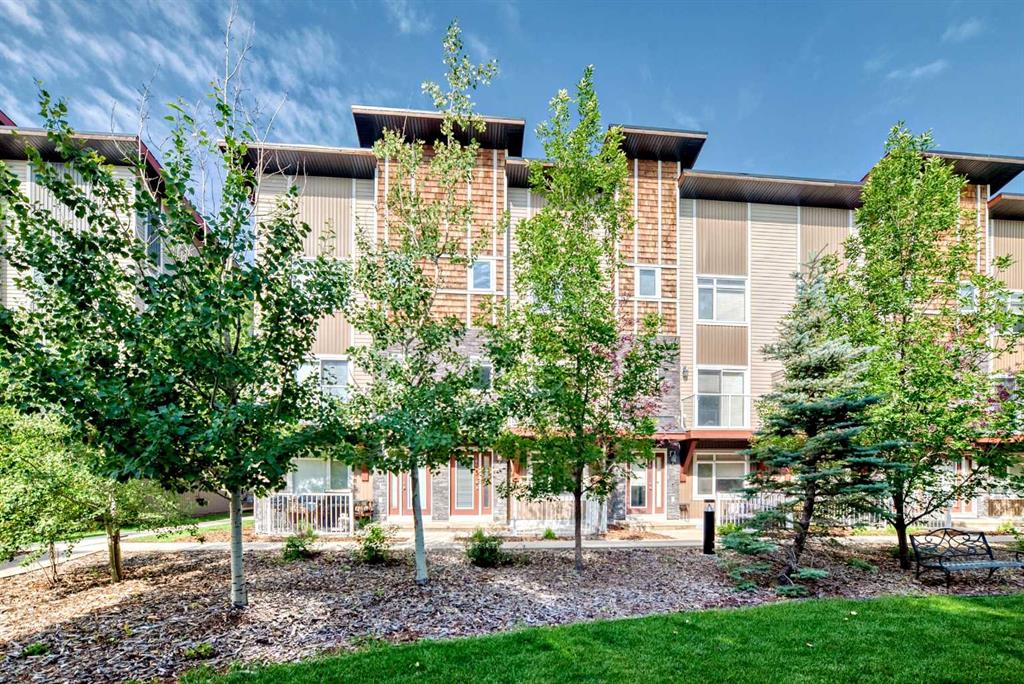 Picture of 606 Skyview Point Place NE, Calgary Real Estate Listing